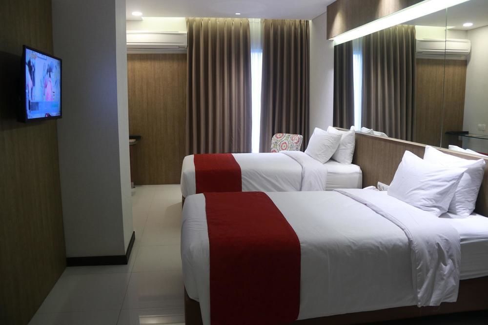 West Point Hotel Bandung Eksteriør billede