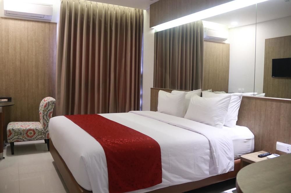 West Point Hotel Bandung Eksteriør billede